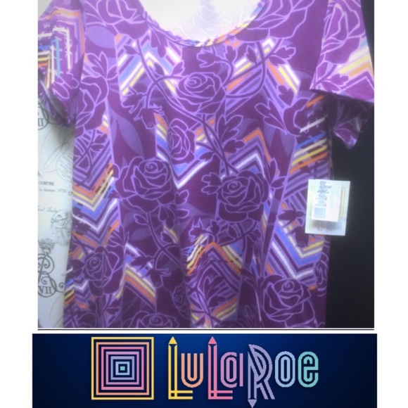 LuLaRoe Tops - 🦄NWT LULAROE DISNEY ROSE PURPLE BLUES CLASSIC TEE